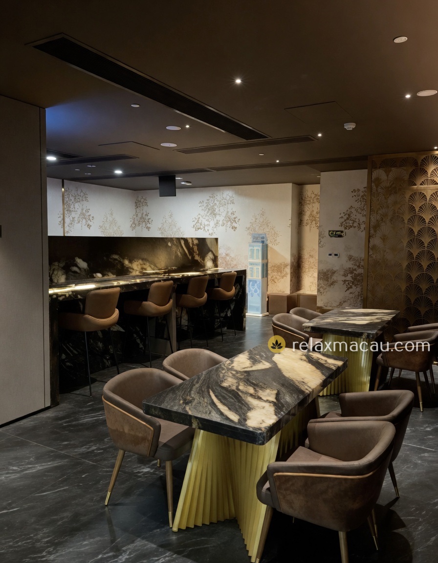 曼濠水療用餐廳